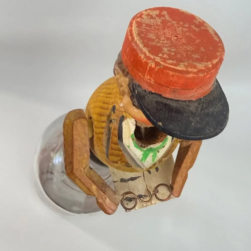 Anri Vintage Mechanical Bottle Stopper Carved Wood Cork‎ Base